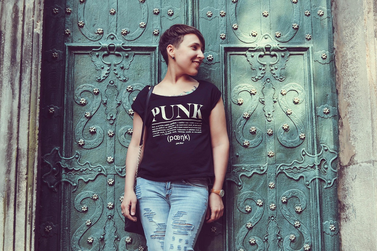 セリーヌ ズーズーに似てる香水5選